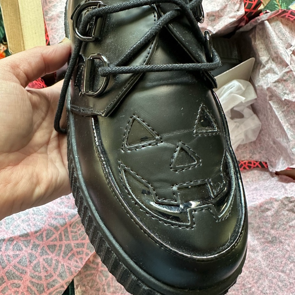 Strange Cvlt Krypt Creepers Jack O’Lantern All-Black size 8